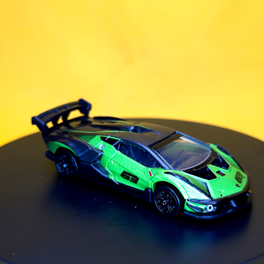 LAMBORGHINI ESSENZA SCV12