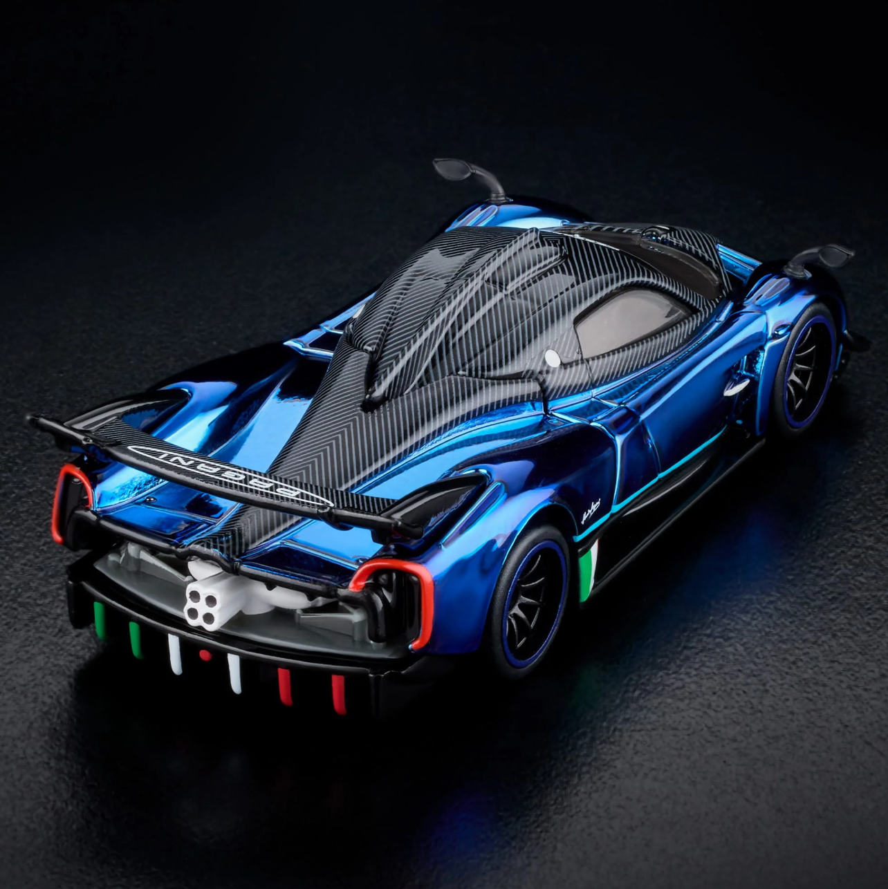PAGANI HUAYRA R 2021