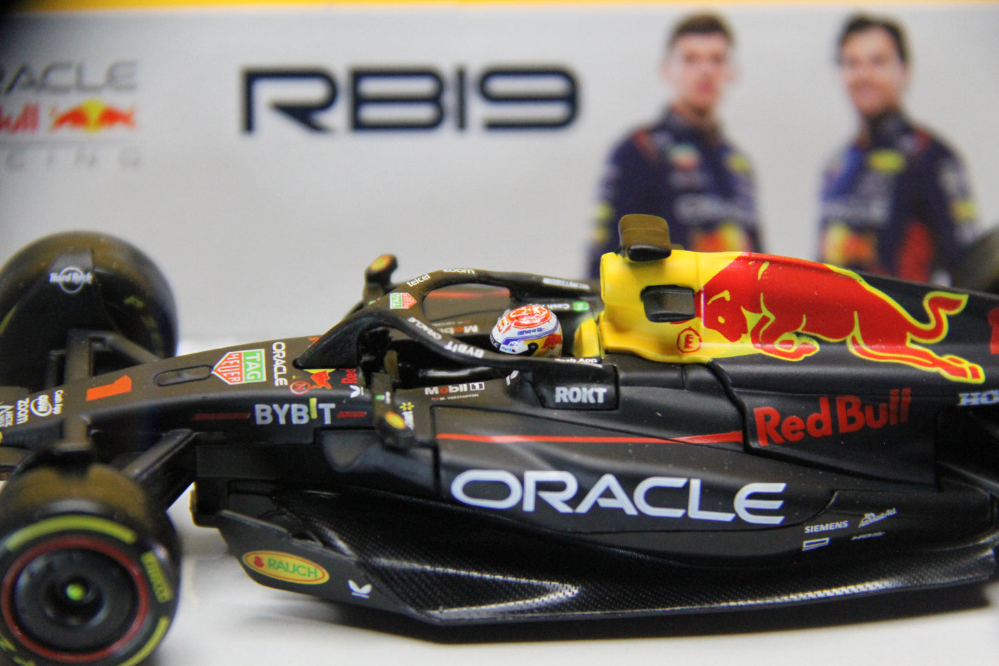REDBULL FORMULA 1 ESCUDERIA