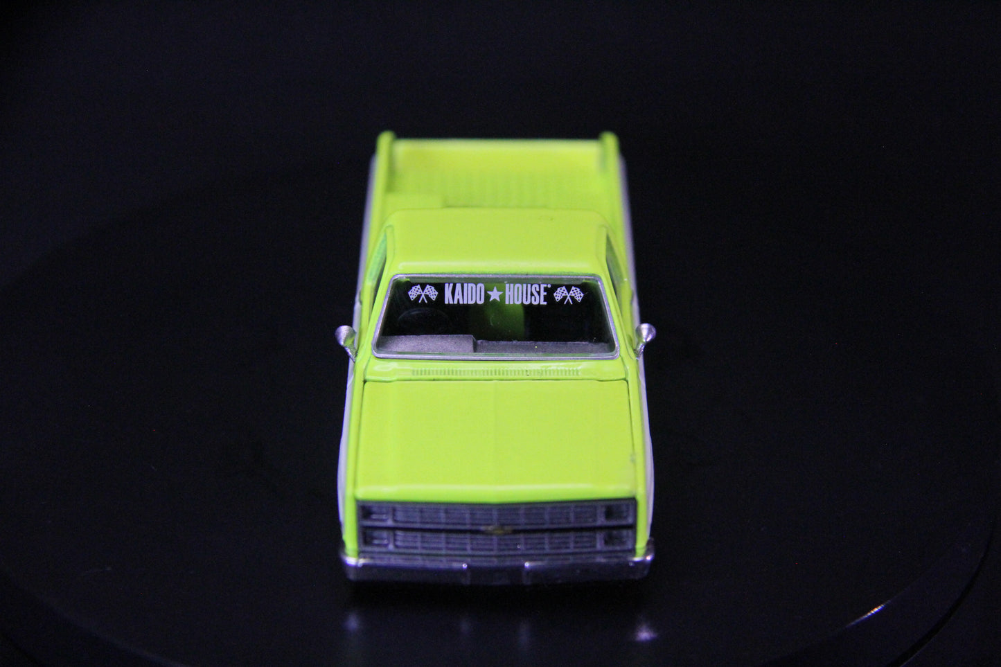 CHEVY SILVERADO FLO YELLOW V1