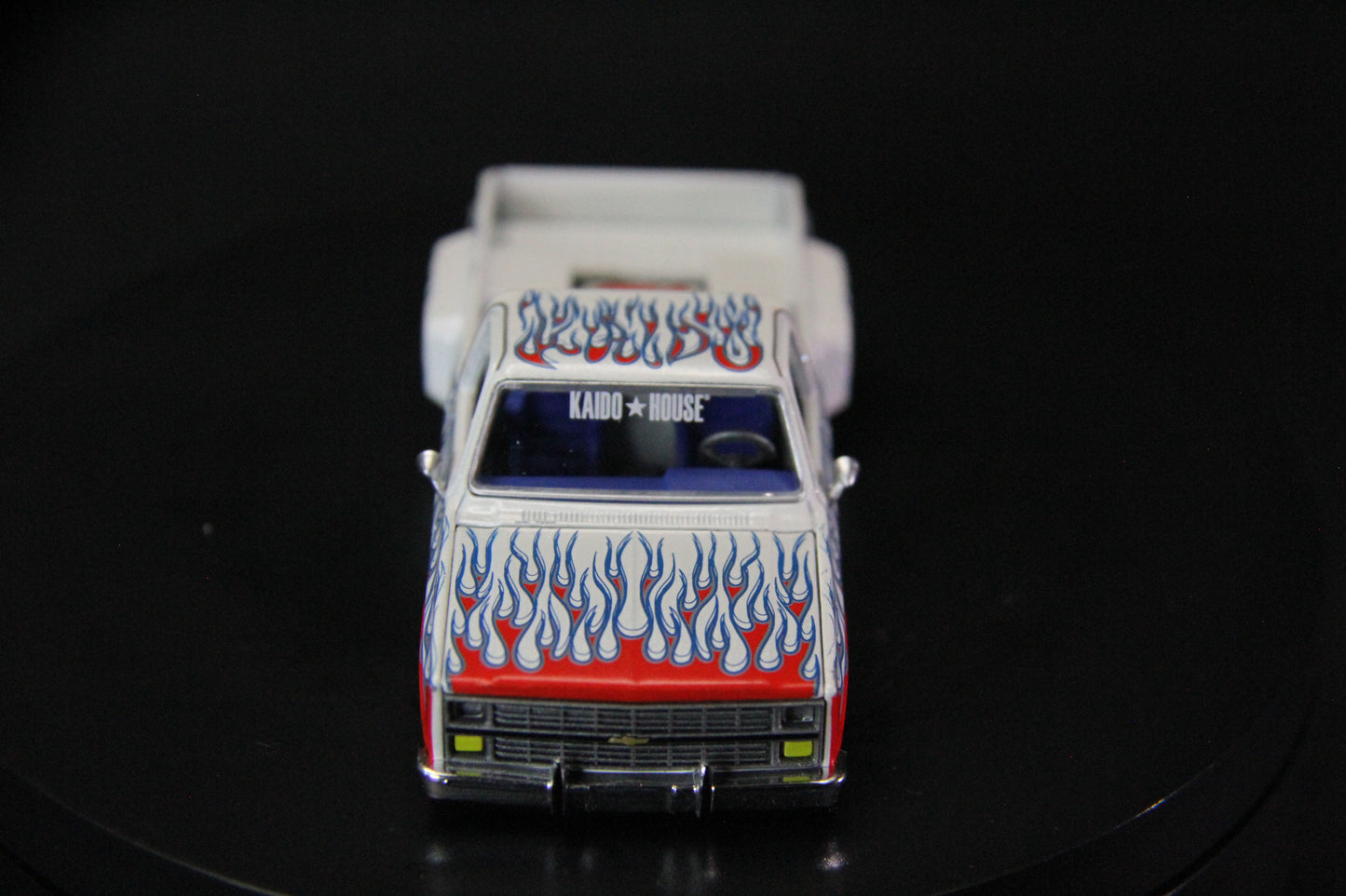 CHEVROLET SILVERADO DUALLY ON FIRE V2