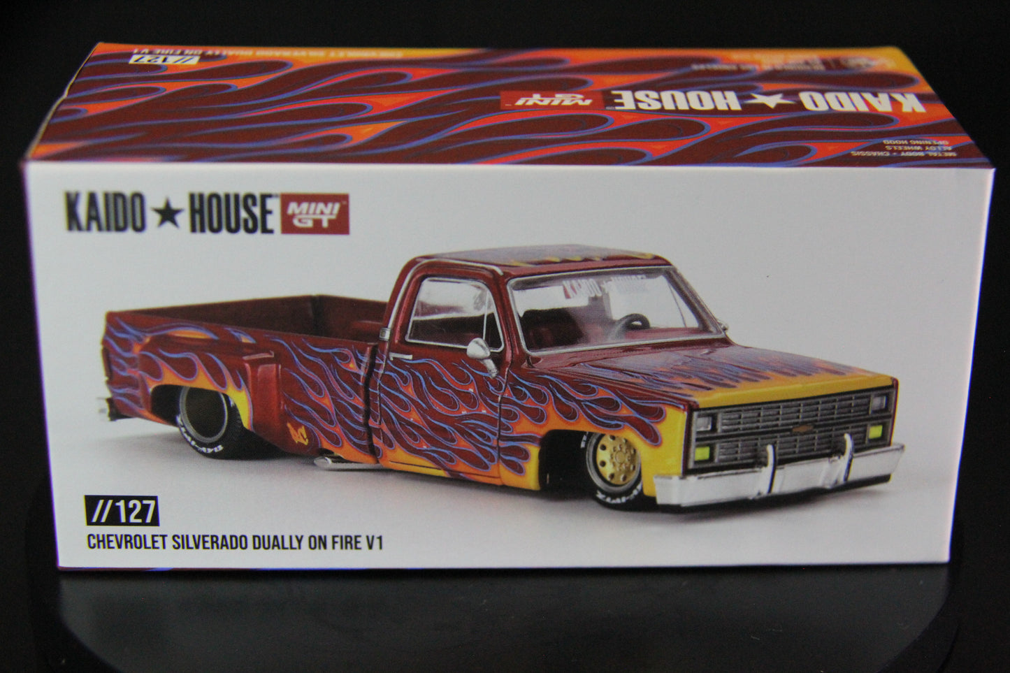 CHEVROLET SILVERADO DUALLY ON FIRE V1