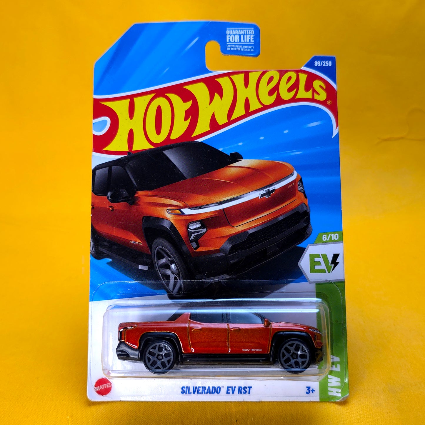 SILVERADO EV RST