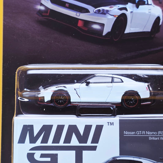 NISSAN SKYLINE GT-R NISMO (R35)