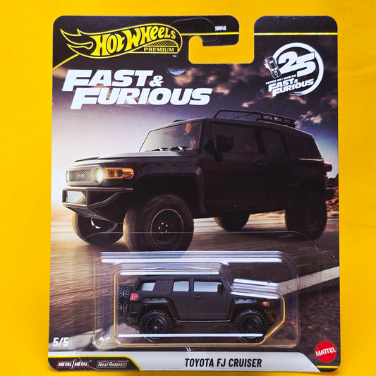 TOYOTA FJ CRUISER