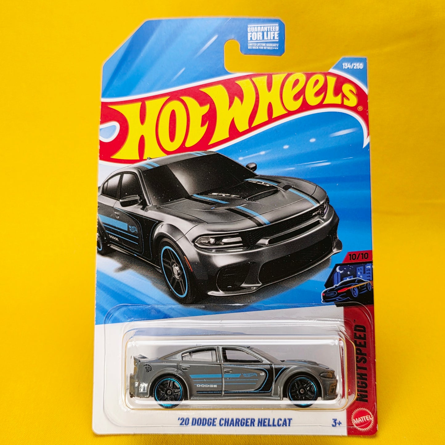 DODGE CHARGER HELLCAT 2020