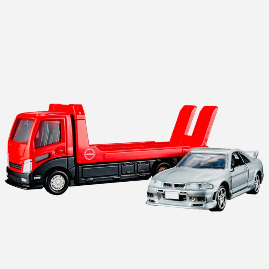 TRANSPORT NISSAN SKYLINE GTR R33 SILVER