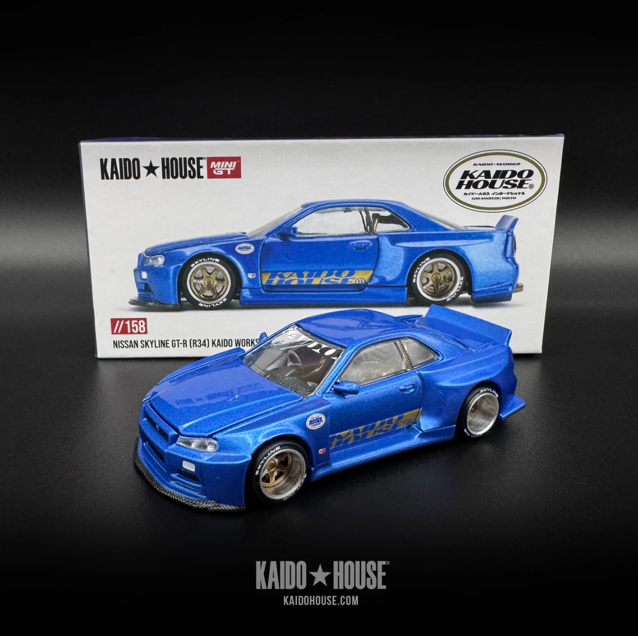NISSAN SKYLINE GT-R34 SHINJUKU V2