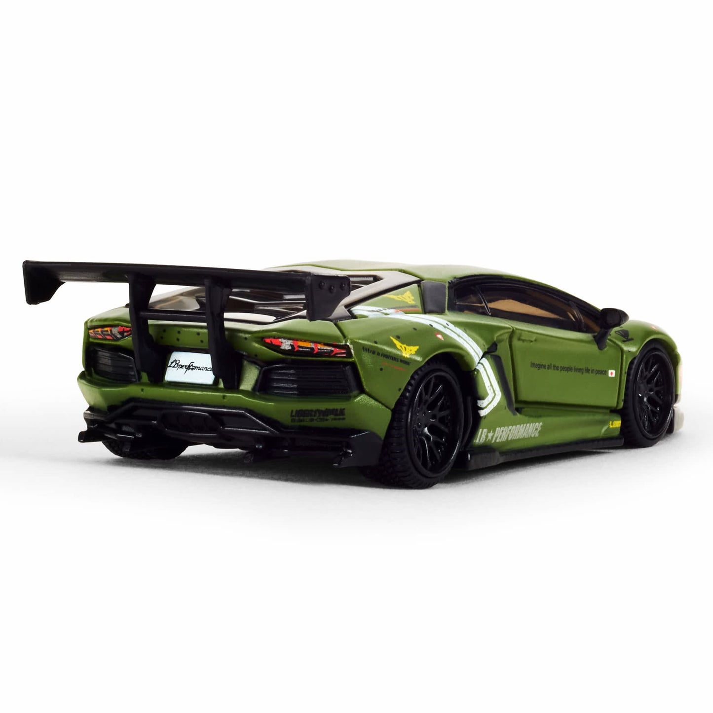 LAMBORGHINI AVENTADOR LP 700-4
