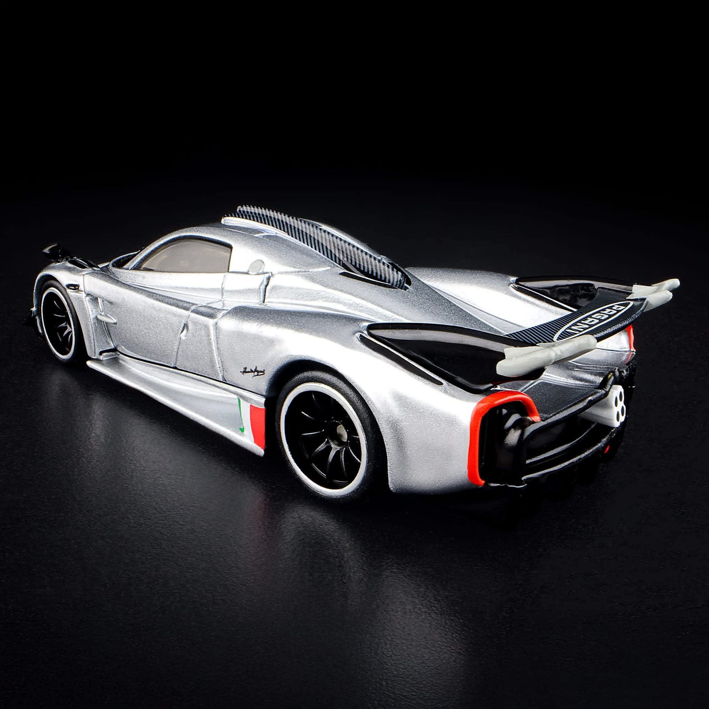 PAGANI HUAYRA R 2021 RLC