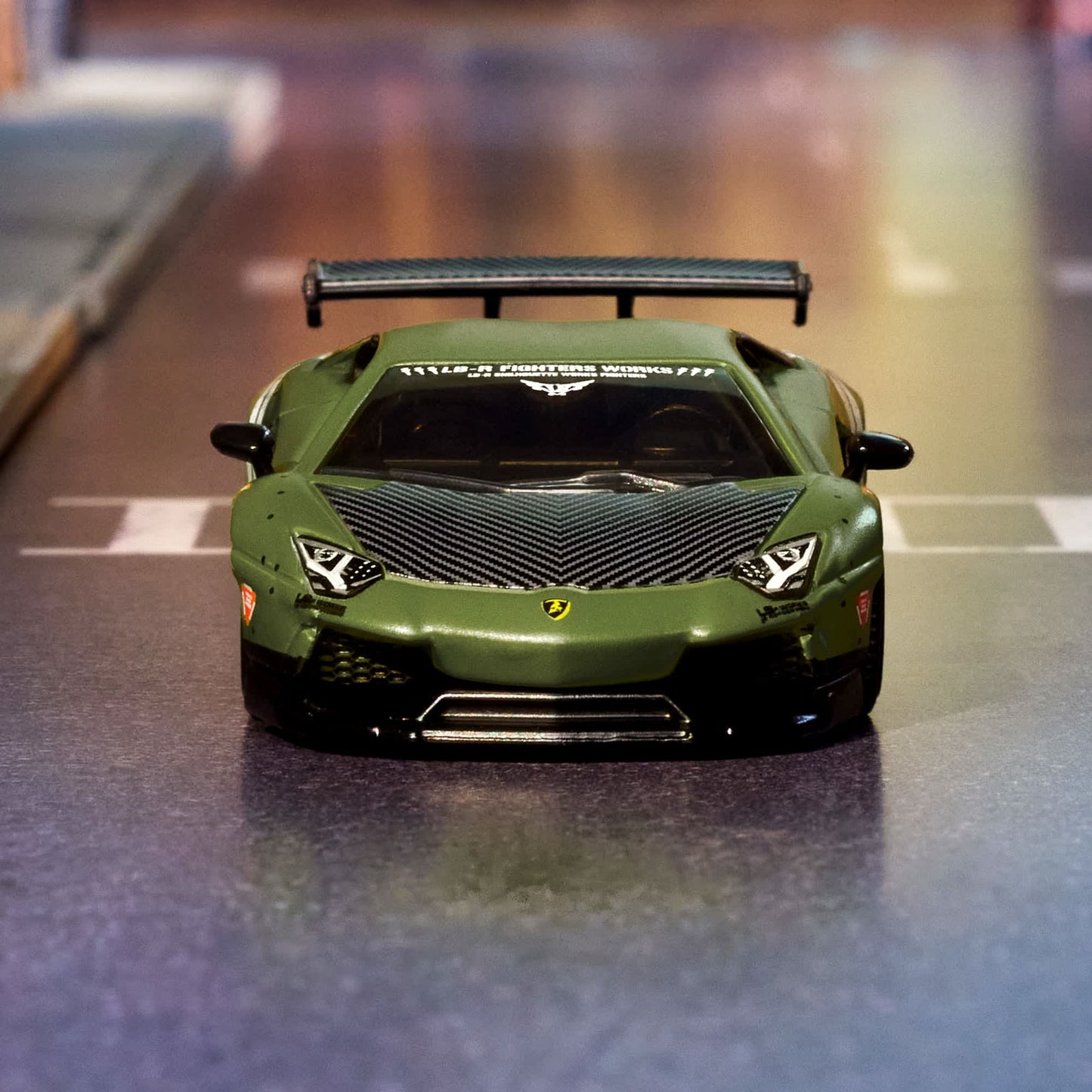LAMBORGHINI AVENTADOR LP 700-4