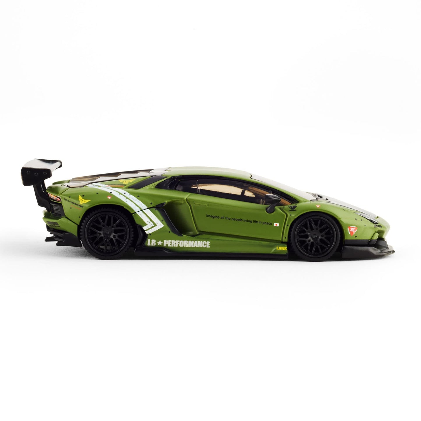 LAMBORGHINI AVENTADOR LP 700-4