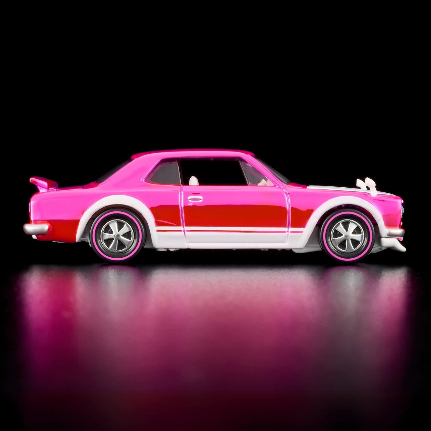 NISSAN SKYLINE H/T 2000GT-R 1972